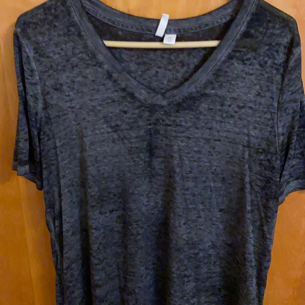 Short sleeve woman’s shirt
